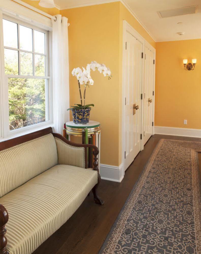 Bridgehampton Inn エクステリア 写真